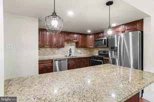 833 E Elm Ave, Lindenwold, NJ 08021 - Photo 12
