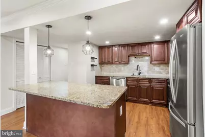 833 E Elm Avenue, Lindenwold, NJ 08021 - Photo 10