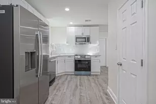 613 Market St, Gloucester City, NJ 08030 - Photo 8