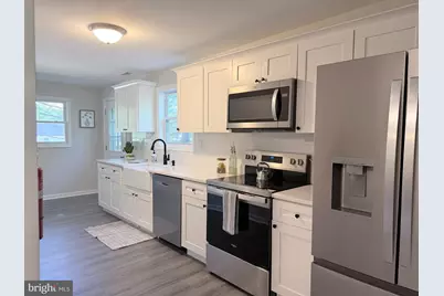 467 W Atlantic Avenue, Waterford Township, NJ 08004 - Photo 2