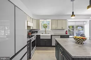 8 Ashton Dr, Voorhees, NJ 08043 - Photo 16