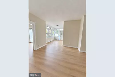 17 N Brown Street, Gloucester City, NJ 08030 - Photo 4