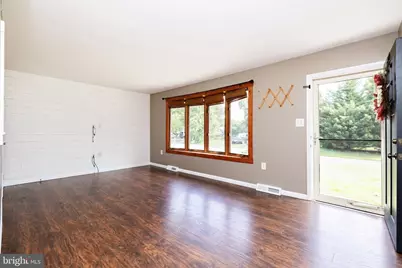 207 W Elm Avenue, Berlin, NJ 08009 - Photo 14