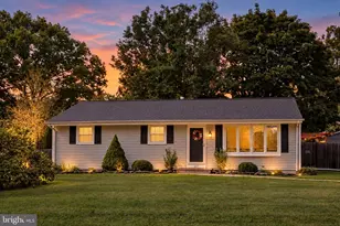 207 W Elm Ave, Berlin, NJ 08009 - Photo 1