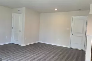 106 Spencer Wy, Gibbsboro, NJ 08026 - Photo 2