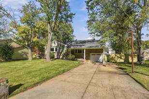 409 Junewood Dr, Cherry Hill, NJ 08003 - Photo 2