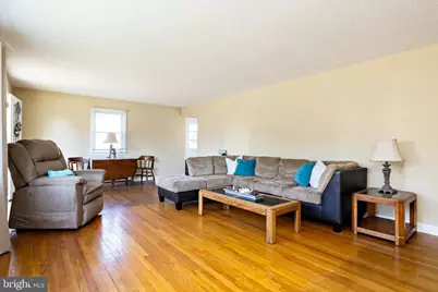 25 Barnard Avenue, Gloucester City, NJ 08030 - Photo 10