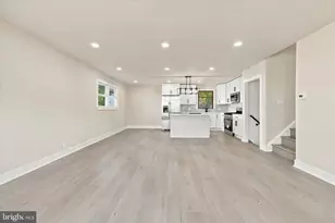 8 Great Oak Rd, Voorhees, NJ 08043 - Photo 1