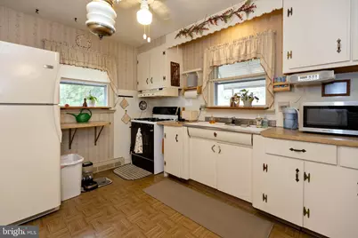 40 W Evanson Avenue W, Pine Hill, NJ 08021 - Photo 10