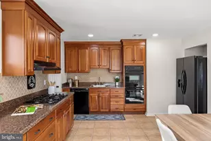 109 Winesap Rd, Cherry Hill, NJ 08003 - Photo 10