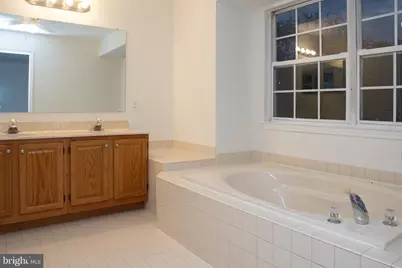 4 Park Side Drive, Sicklerville, NJ 08081 - Photo 12