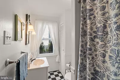 121 E Chestnut Avenue, Merchantville, NJ 08109 - Photo 12
