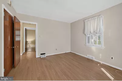 30 W Maple Avenue, Lindenwold, NJ 08021 - Photo 10