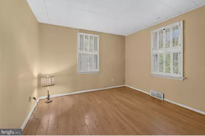 30 W Maple Avenue, Lindenwold, NJ 08021 - Photo 12