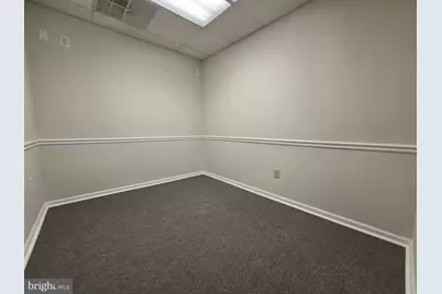 146 Lakeview Drive S #302, Gibbsboro, NJ 08026 - Photo 8