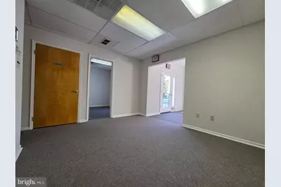 146 Lakeview Drive S #302, Gibbsboro, NJ 08026 - Photo 4