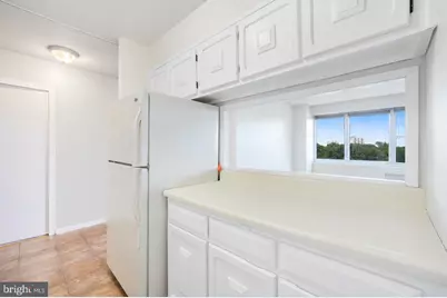 904 Barclay Towers, Cherry Hill, NJ 08034 - Photo 12
