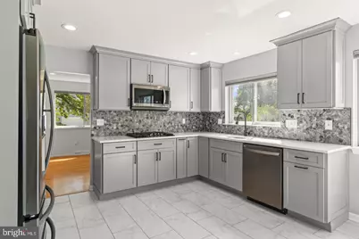 6 Stonebridge Road, Cherry Hill, NJ 08003 - Photo 8