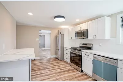 8137 Holman Avenue, Pennsauken, NJ 08110 - Photo 14