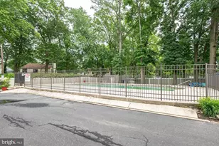 303 Chestnut Pl, Cherry Hill, NJ 08002 - Photo 16