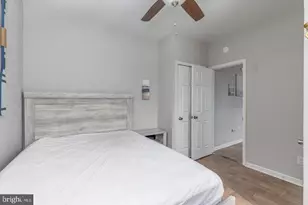 222 E Burk Ave, Wildwood, NJ 08260 - Photo 8