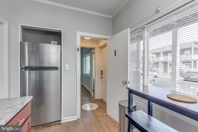 222 E Burk Avenue #1, Wildwood, NJ 08260 - Photo 4