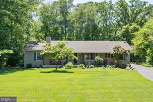 1431 Burleigh Ave, Cape May, NJ 08210 - Photo 2
