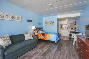 313 E Glenwood Ave, Wildwood, NJ 08260 - Photo 2