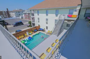 313 E Glenwood Ave, Wildwood, NJ 08260 - Photo 1