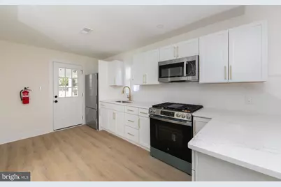 105 E Atlantic Avenue, Cape May, NJ 08210 - Photo 8