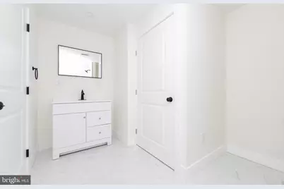 105 E Atlantic Avenue, Cape May, NJ 08210 - Photo 22