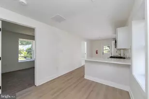 105 E Atlantic Ave, Cape May, NJ 08210 - Photo 16