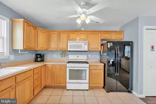 217 E Spencer Ave, Wildwood, NJ 08260 - Photo 8