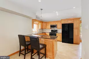 208 E Maple Ave, Wildwood, NJ 08260 - Photo 30