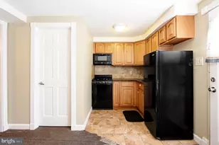 208 E Maple Ave, Wildwood, NJ 08260 - Photo 36