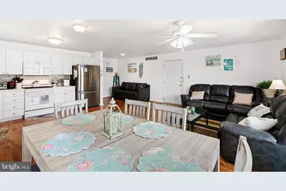 224 E Magnolia Avenue #A, Wildwood, NJ 08260 - Photo 8