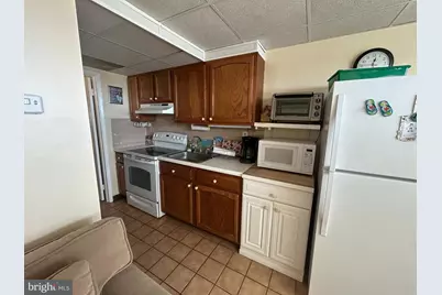 427 E Monterey Avenue, Wildwood, NJ 08260 - Photo 16