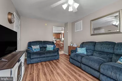 223 W 19th Avenue, Wildwood, NJ 08260 - Photo 10