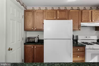 223 W 19th Avenue, Wildwood, NJ 08260 - Photo 12