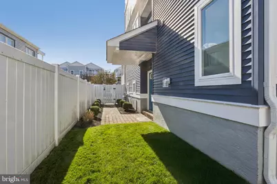 407 5th #D, North Wildwood, NJ 08260 - Photo 4