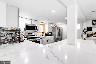 505 W Maple Avenue, Wildwood, NJ 08260 - Photo 6