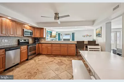 513 7th Avenue E #101, North Wildwood, NJ 08260 - Photo 14