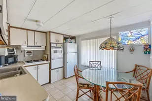 17 Channel Dr, Wildwood, NJ 08260 - Photo 12