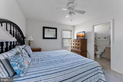 225 39th Street #WEST UNIT, Sea Isle City, NJ 08243 - Photo 12
