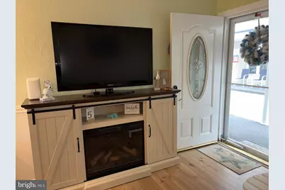 310 E Hand #4, Wildwood, NJ 08260 - Photo 6