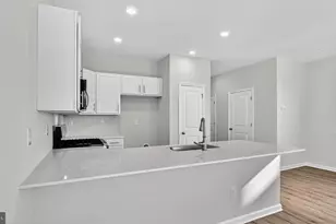 128 W Montgomery Ave, Wildwood, NJ 08260 - Photo 4