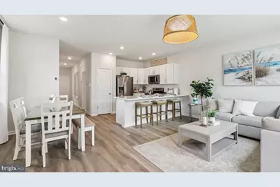 128 W Montgomery Avenue, Wildwood, NJ 08260 - Photo 4