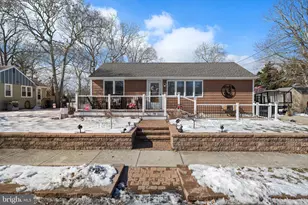 300 Eldredge Ave, Cape May, NJ 08204 - Photo 2