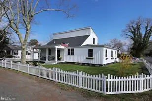 18 Bucknell Ave, Villas, NJ 08251 - Photo 1