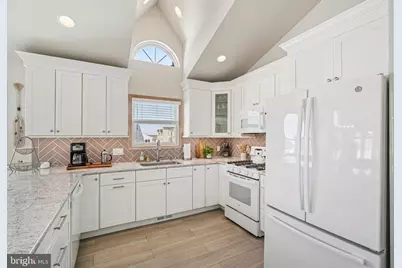 137 51st Street #WEST, Sea Isle City, NJ 08243 - Photo 12